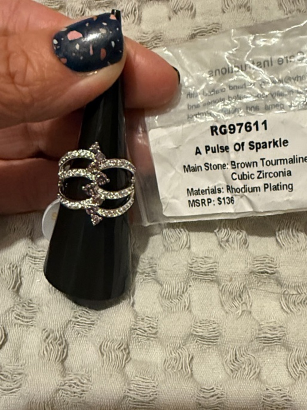 Bomb Party RG97611 A Pulse of Sparkle- Size 7